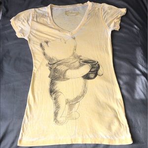 🍯Winnie The Pooh V-Neck Tee🍯